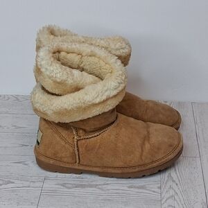LAMO Cozy Tan Shearling Mid Calf Fur Suede Women's Boots Size 7